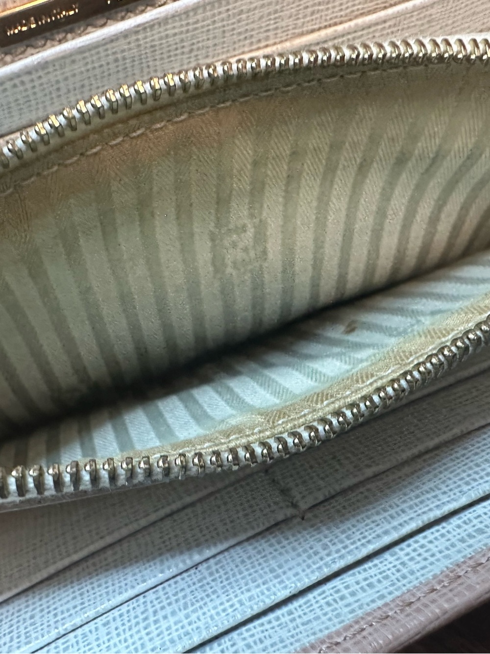 FENDI 2 Jours Long Wallet - Picture 10 of 10